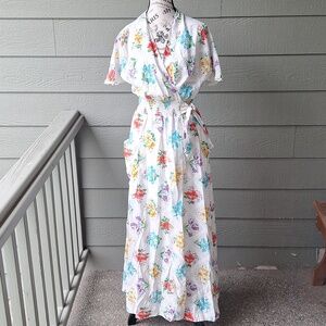 Vintage 60s CP Evelyn Pearson White Floral Lace Trim Wrap Dressing Gown Medium